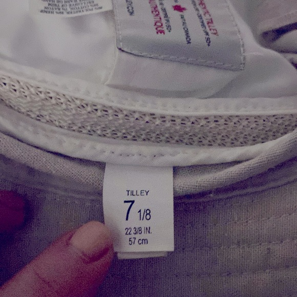 Tilley hat 7 1/8 - Picture 4 of 7